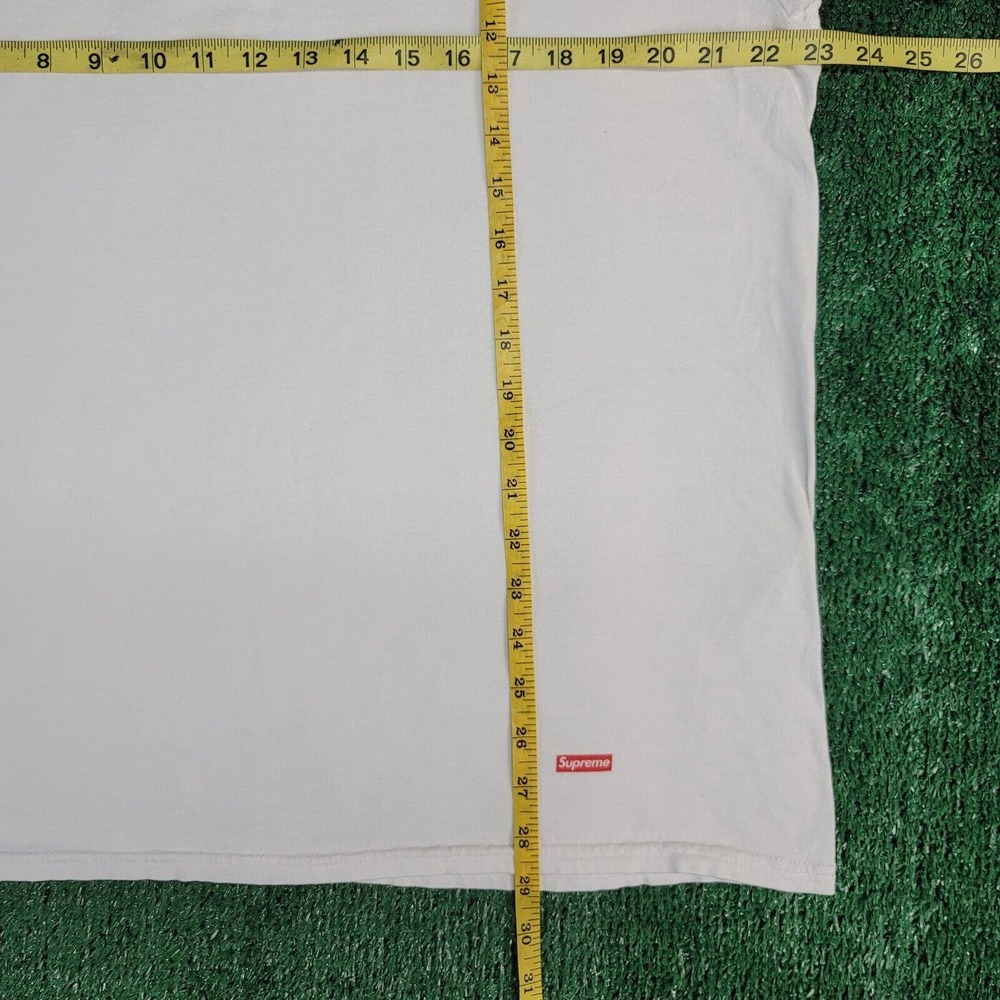 Supreme Hanes Classic Tagless Crewneck Mini Box Logo White T-Shirt Sz XL - Picture 8 of 8